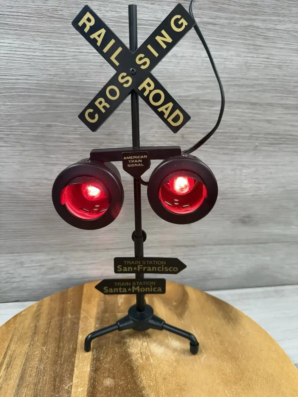 Railroad Crossing Signal American Train Signal Novelty Lamp Light